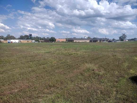 3.34 Acres of Commercial Land for Sale in Savannah, Tennessee