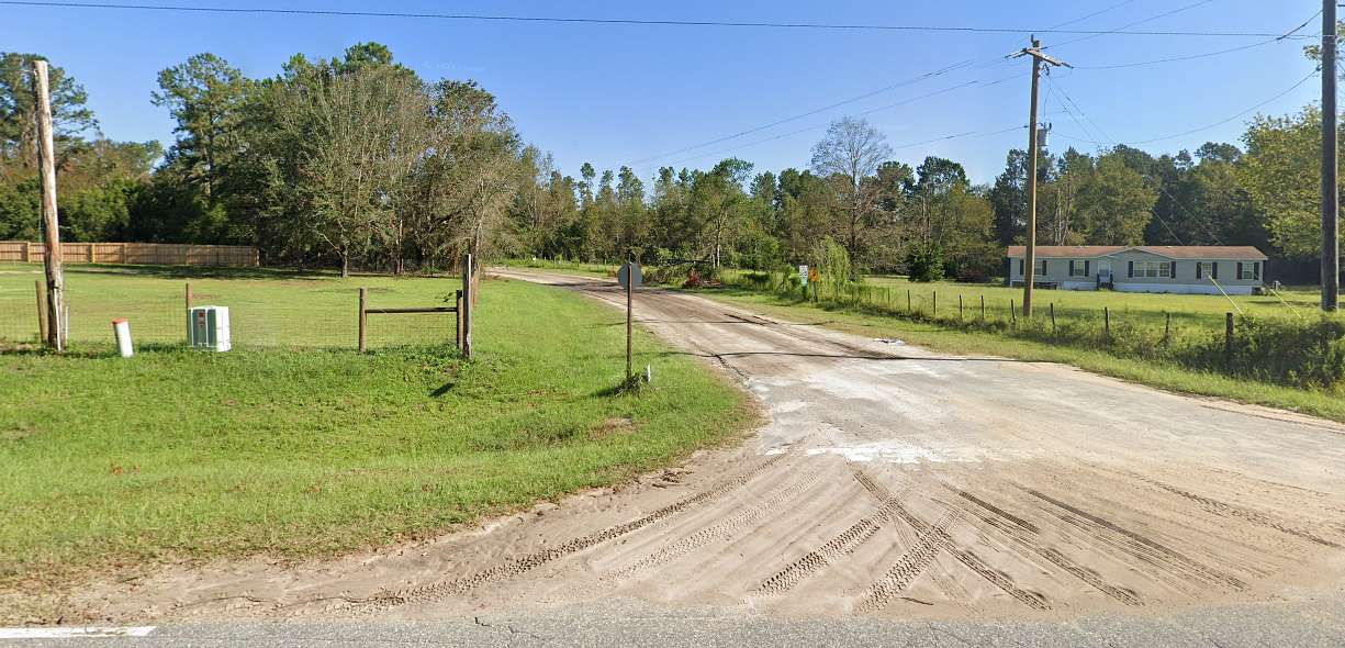 2 Acres of Residential Land for Sale in Jennings, Florida