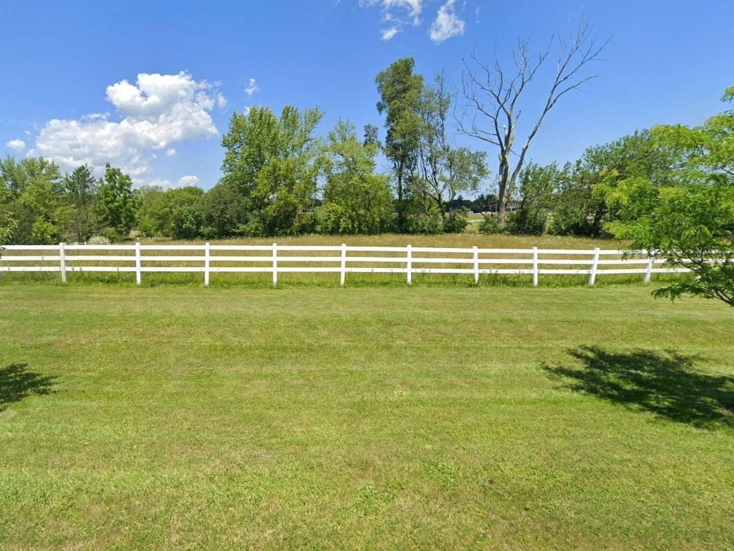 1.97 Acres of Residential Land for Sale in North Barrington, Illinois