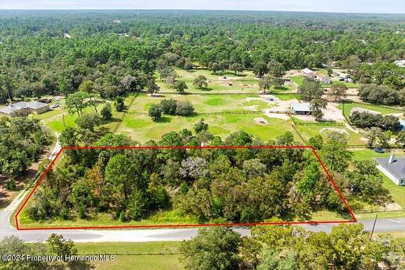 1.26 Acres of Residential Land for Sale in Weeki Wachee, Florida