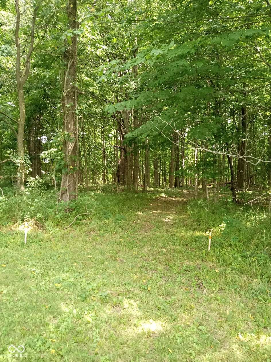 2.5 Acres of Residential Land for Sale in Sheridan, Indiana