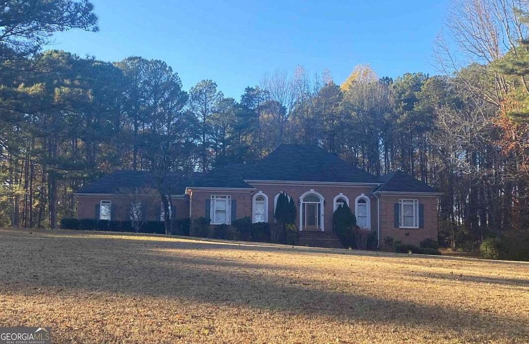 4.32 Acres of Residential Land with Home for Sale in Lithonia, Georgia