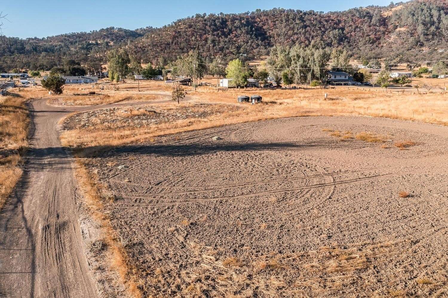 2.3 Acres of Residential Land for Sale in Tollhouse, California