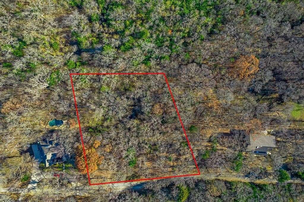 0.828 Acres of Residential Land for Sale in Oak Point, Texas