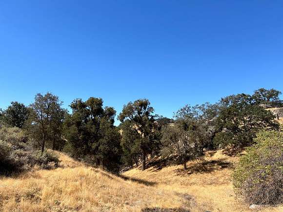 4.44 Acres of Residential Land for Sale in Tehachapi, California