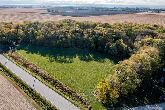 7.37 Acres of Agricultural Land for Sale in Mazon, Illinois