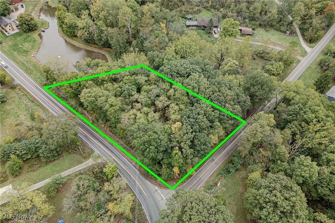 2 Acres of Residential Land for Sale in Sharon Township, Ohio