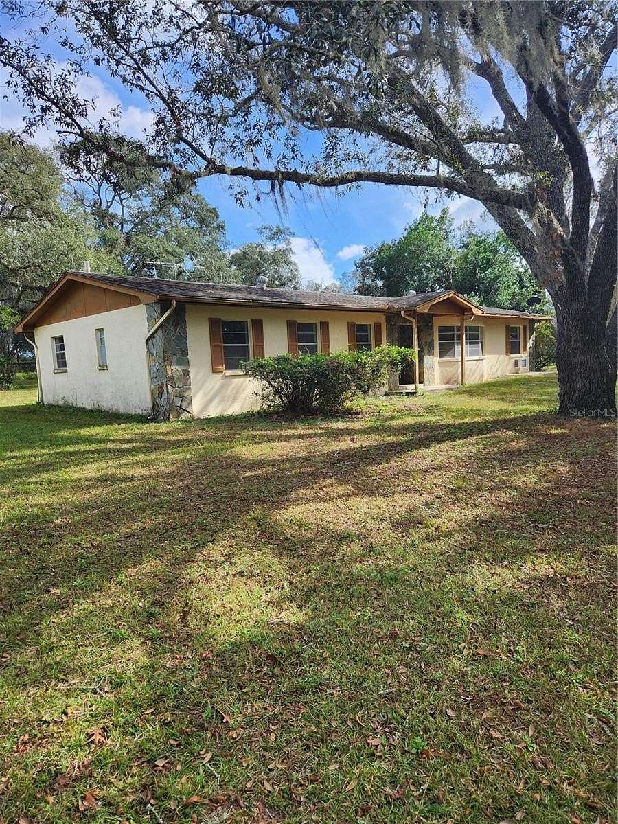 5 Acres of Land with Home for Sale in Brooksville, Florida