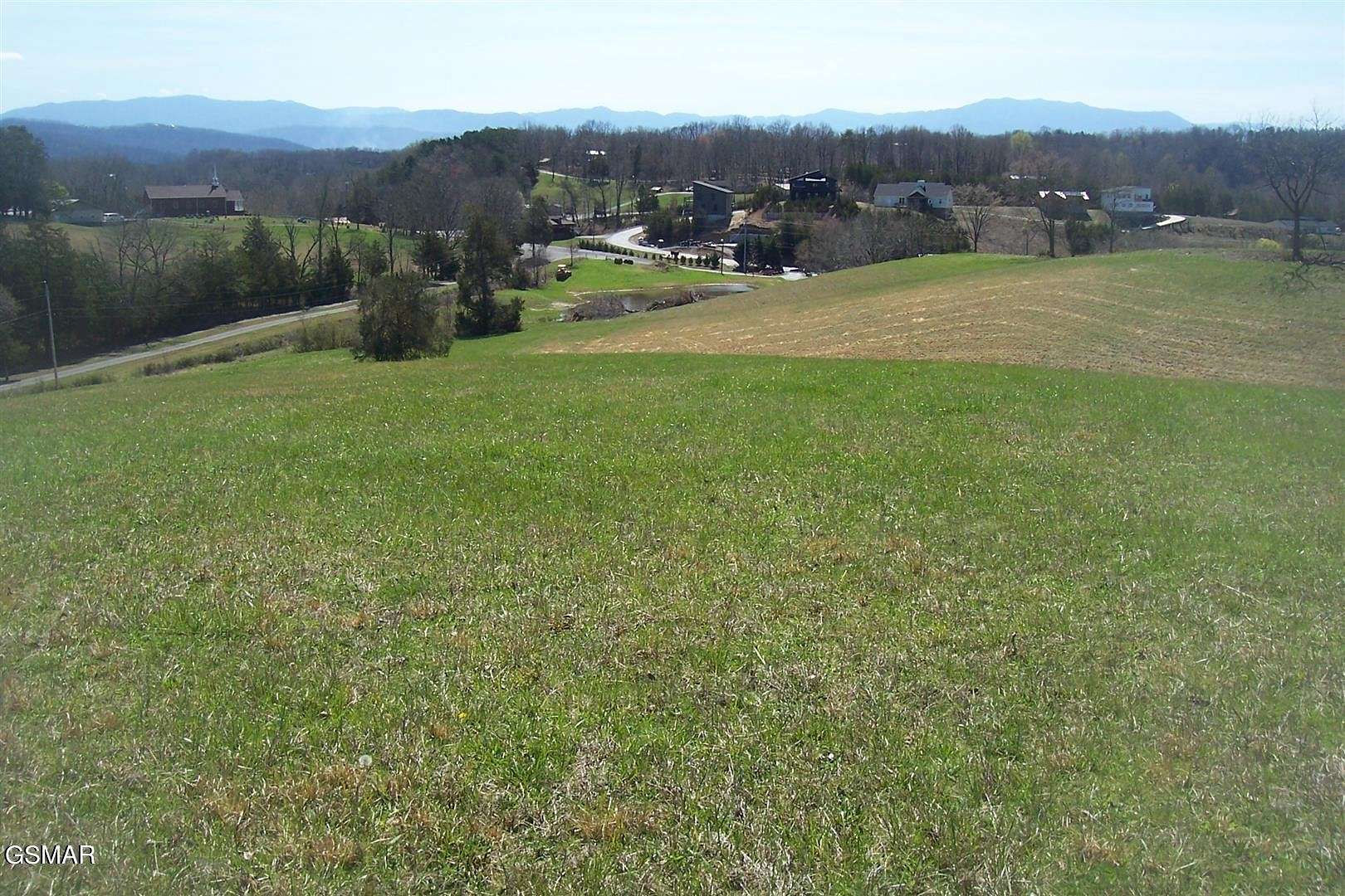 32.5 Acres of Recreational & Residential Land for Sale in Sevierville, Tennessee