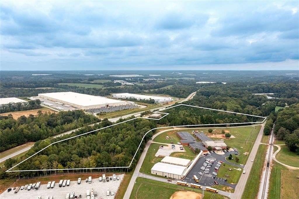 22.3 Acres of Commercial Land for Sale in Pendergrass, Georgia