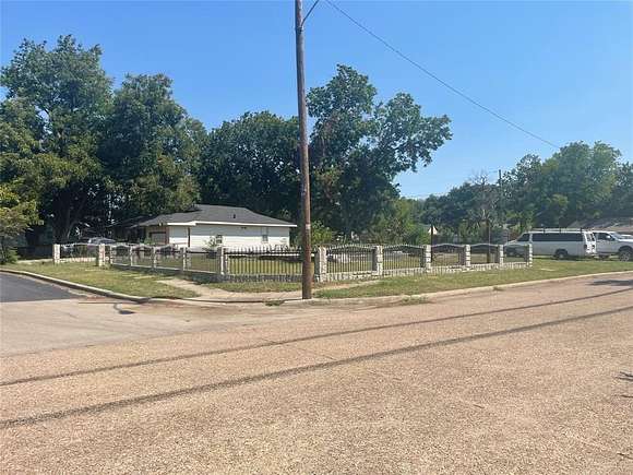 0.27 Acres of Residential Land for Sale in Dallas, Texas