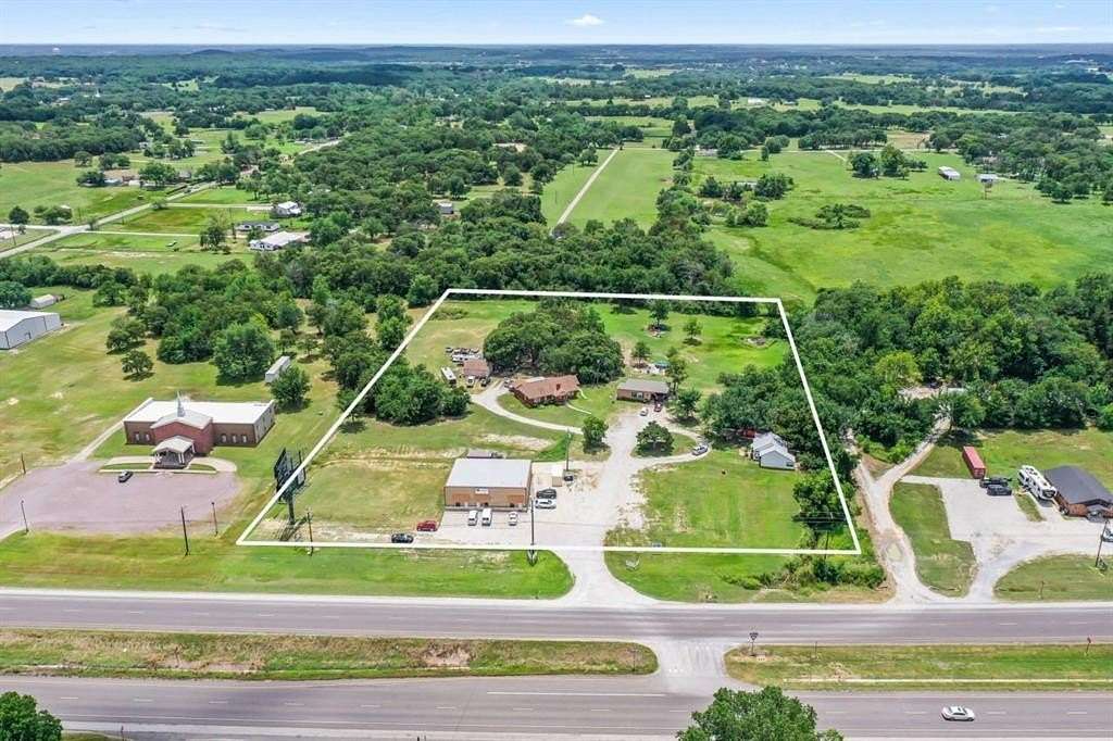 5.87 Acres of Commercial Land for Sale in Gainesville, Texas