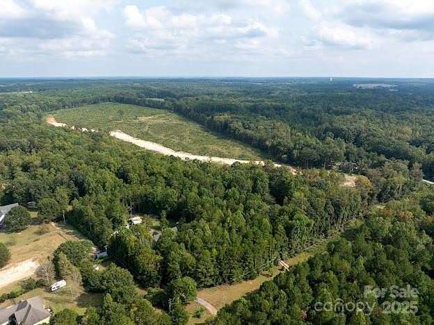 10 Acres of Recreational Land for Sale in Waxhaw, North Carolina