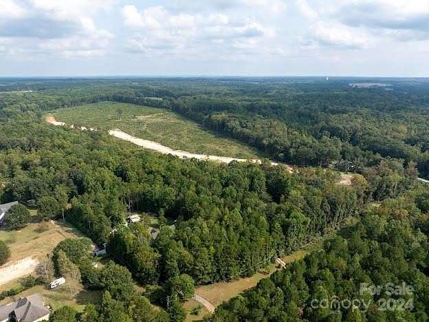 10 Acres of Land for Sale in Waxhaw, North Carolina