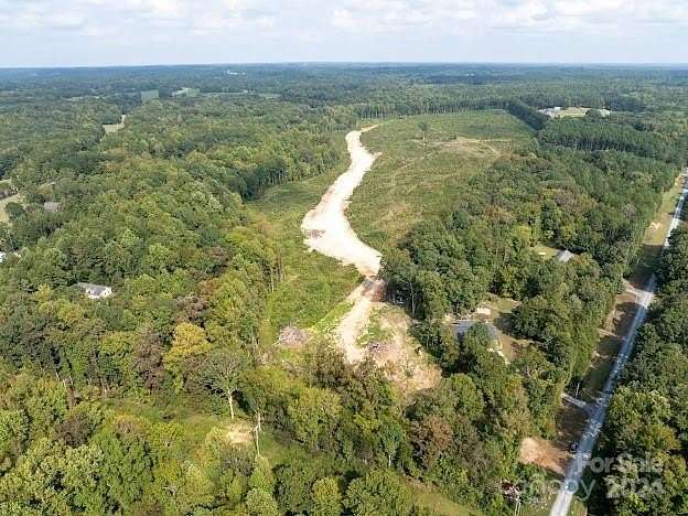 10 Acres of Recreational Land for Sale in Waxhaw, North Carolina