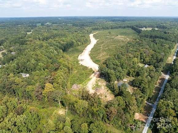 10 Acres of Land for Sale in Waxhaw, North Carolina