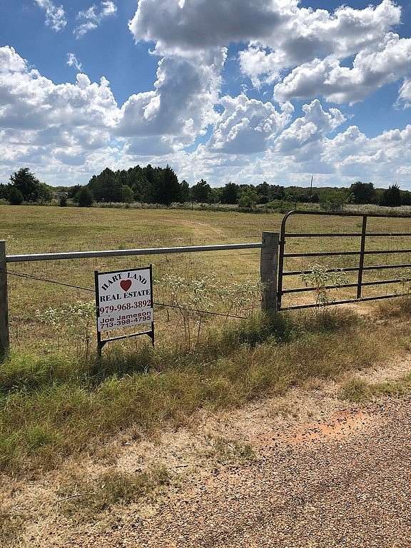 10.16 Acres of Agricultural Land for Sale in La Grange, Texas