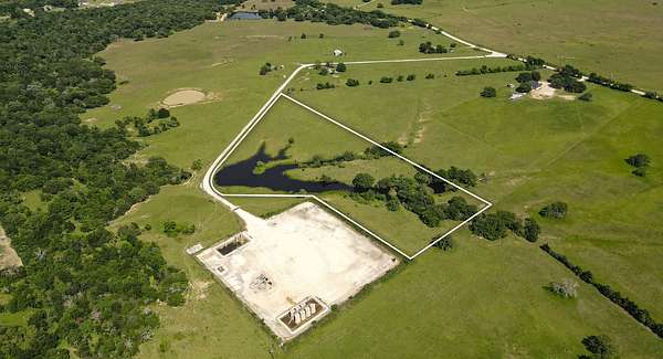 10 Acres of Agricultural Land for Sale in Bryan, Texas