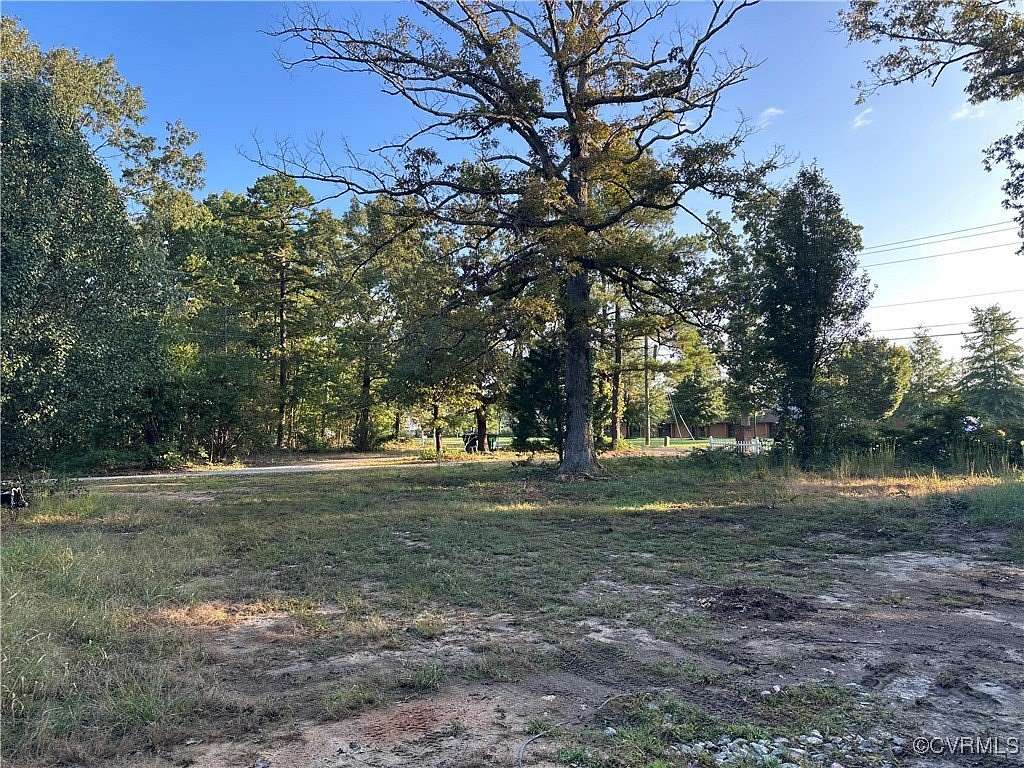 3.1 Acres of Residential Land with Home for Sale in Midlothian, Virginia