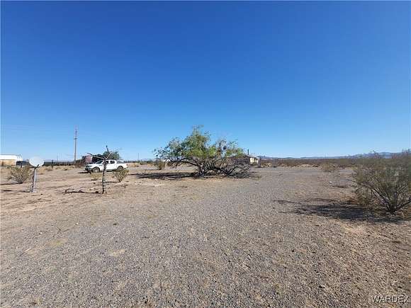 2.35 Acres of Land for Sale in Golden Valley, Arizona