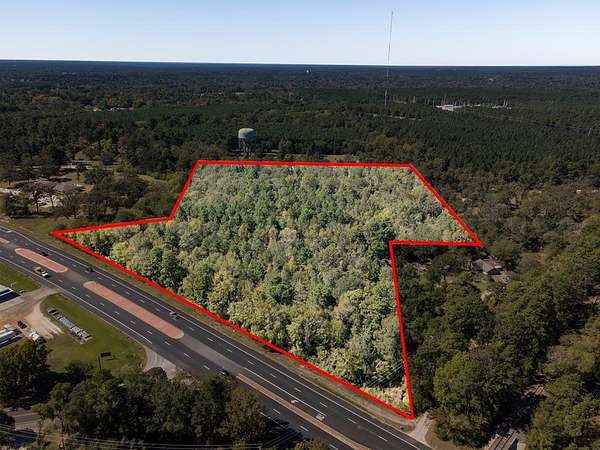 13.9 Acres of Commercial Land for Sale in Lufkin, Texas