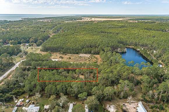 1.009 Acres of Residential Land for Sale in Apalachicola, Florida