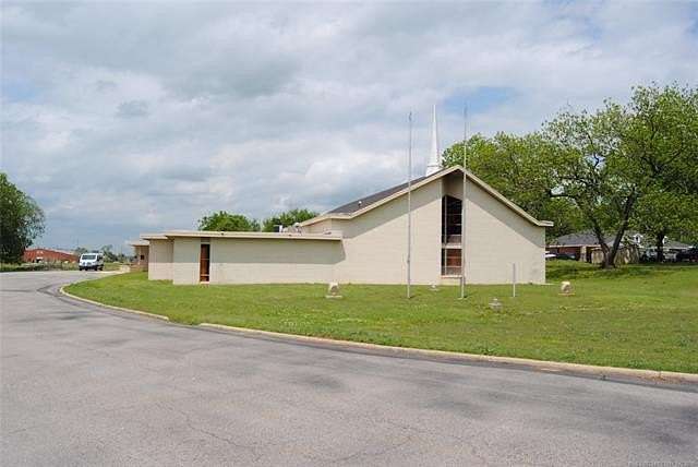 4.483 Acres of Improved Commercial Land for Sale in Ada, Oklahoma