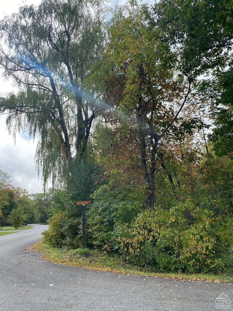 0.28 Acres of Residential Land for Sale in Athens, New York