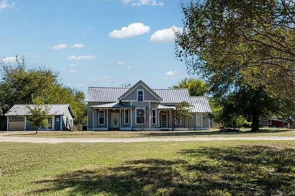 3.03 Acres of Residential Land with Home for Sale in Mabank, Texas