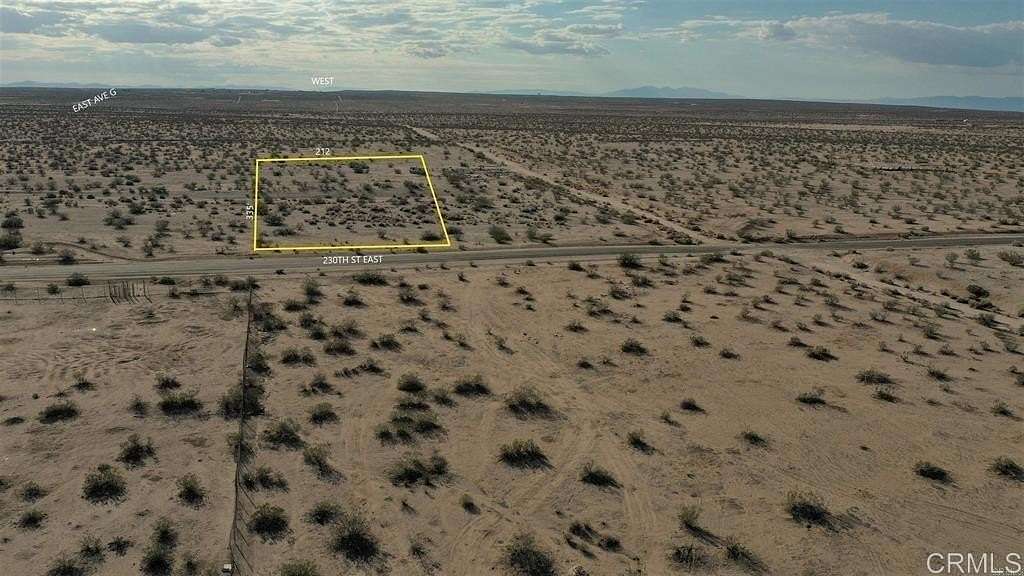 2.582 Acres of Land for Sale in Lancaster, California