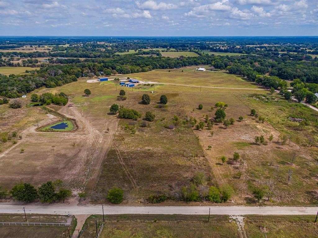 5.19 Acres of Residential Land for Sale in Wills Point, Texas