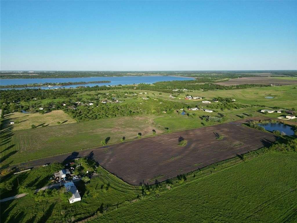 16.31 Acres of Recreational Land for Sale in Bardwell, Texas