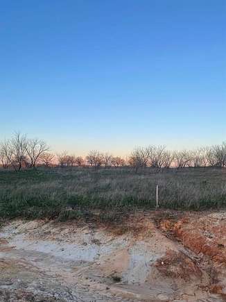 6.62 Acres of Residential Land for Sale in Boyd, Texas