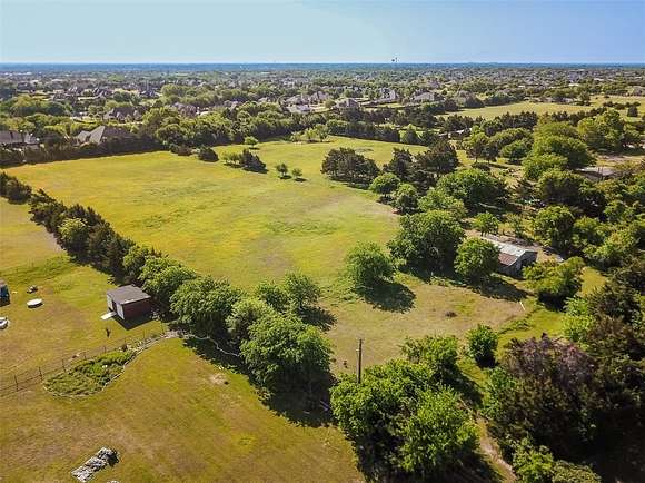 10 Acres of Land with Home for Sale in Midlothian, Texas