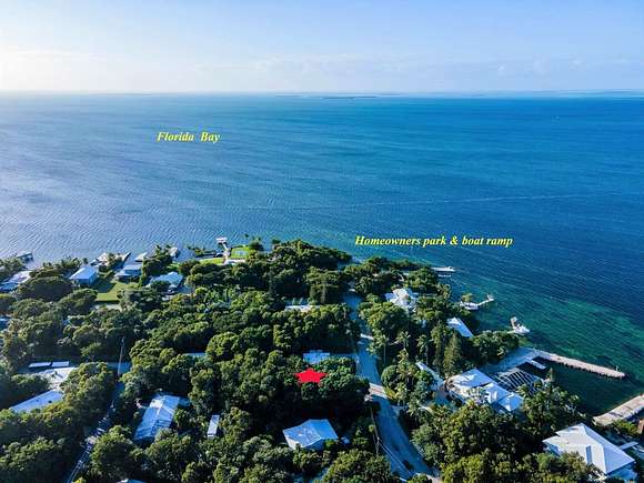 Residential Land for Sale in Plantation Key, Florida