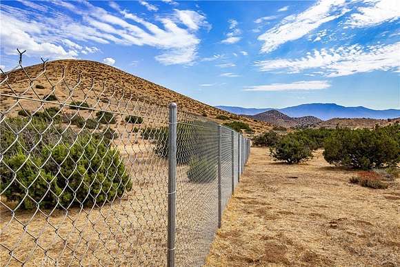 4.724 Acres of Residential Land for Sale in Palmdale, California