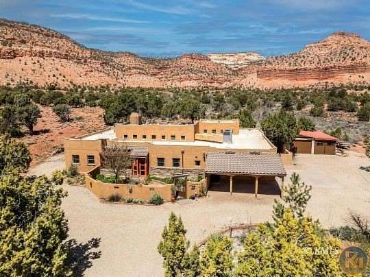 4.41 Acres of Residential Land with Home for Sale in Kanab, Utah