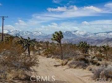 5 Acres of Residential Land for Sale in Joshua Tree, California