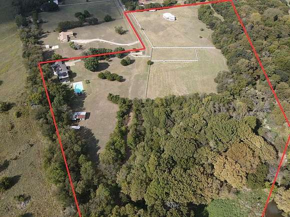 14 Acres of Land with Home for Sale in Waxahachie, Texas