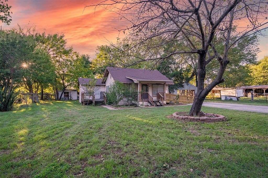 4.07 Acres of Residential Land with Home for Sale in Dallas, Texas