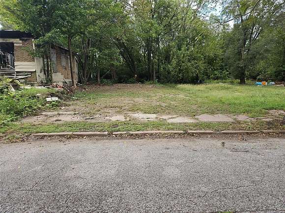 0.06 Acres of Residential Land for Sale in East St. Louis, Illinois