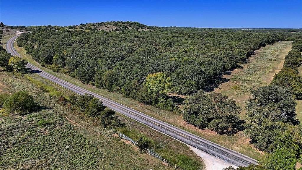 30 Acres of Recreational Land for Sale in St. Jo, Texas