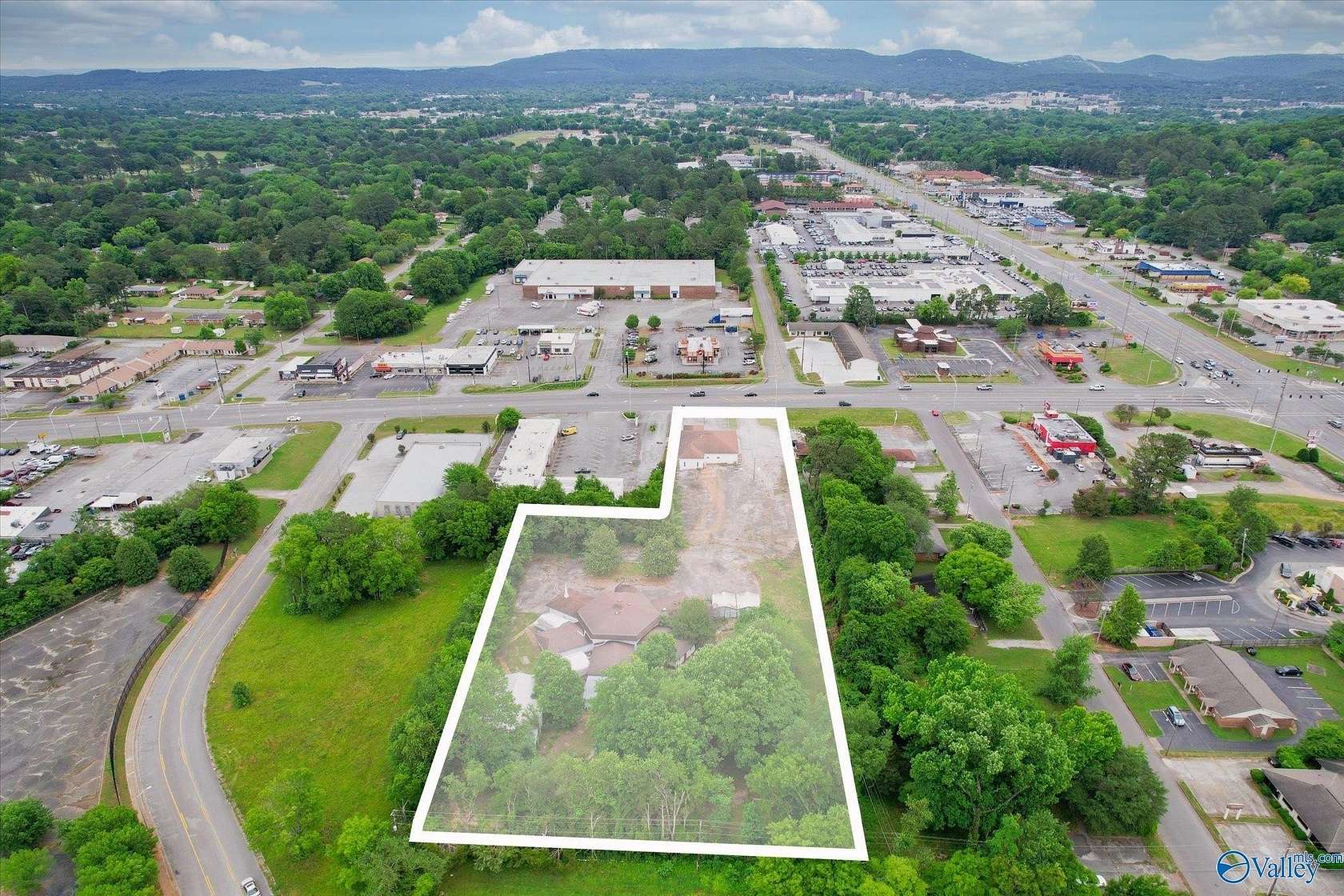 2 Acres of Commercial Land for Sale in Huntsville, Alabama