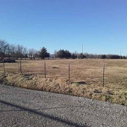 1.12 Acres of Residential Land for Sale in Celeste, Texas