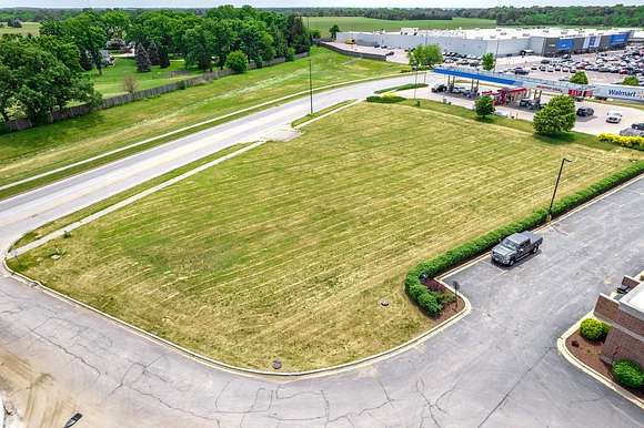 0.92 Acres of Commercial Land for Sale in Plano, Illinois