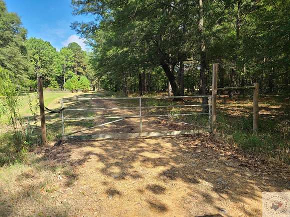 9.55 Acres of Land for Sale in Hooks, Texas