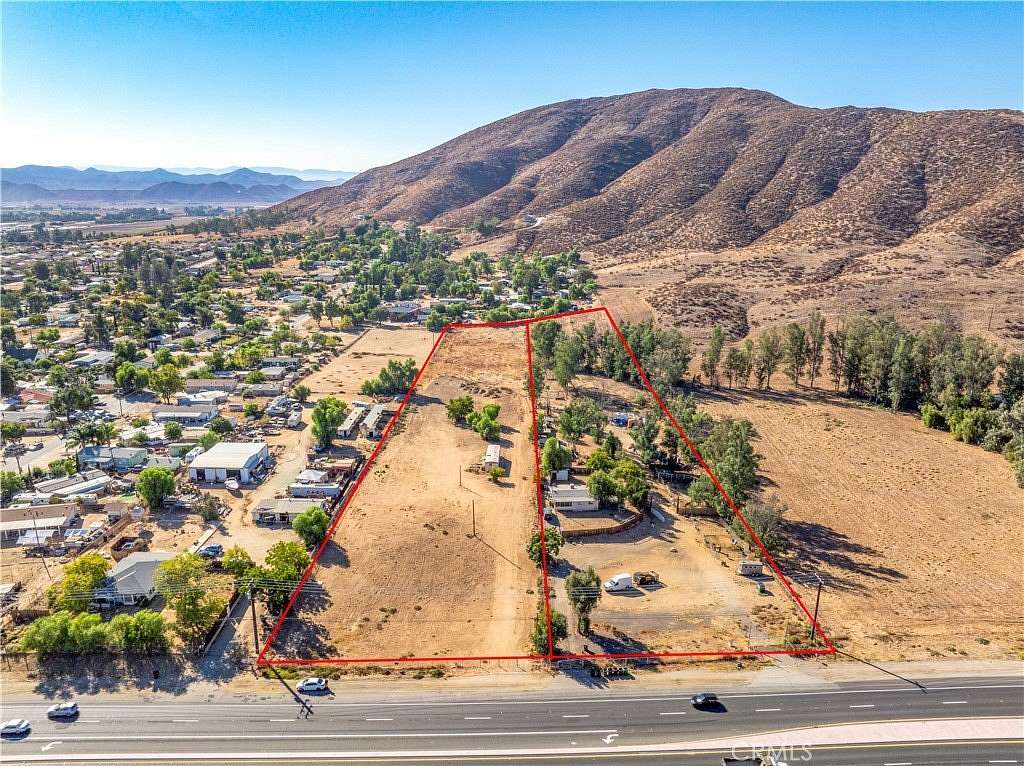 8.36 Acres of Land with Home for Sale in Hemet, California