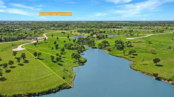 1.1 Acres of Residential Land for Sale in Corsicana, Texas