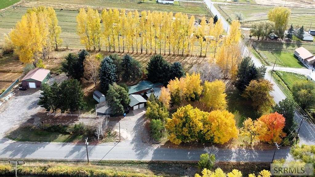 3.33 Acres of Residential Land with Home for Sale in Blackfoot, Idaho