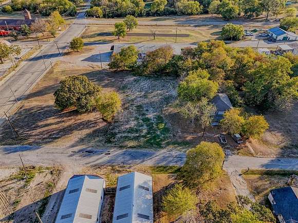 0.354 Acres of Commercial Land for Sale in Bonham, Texas